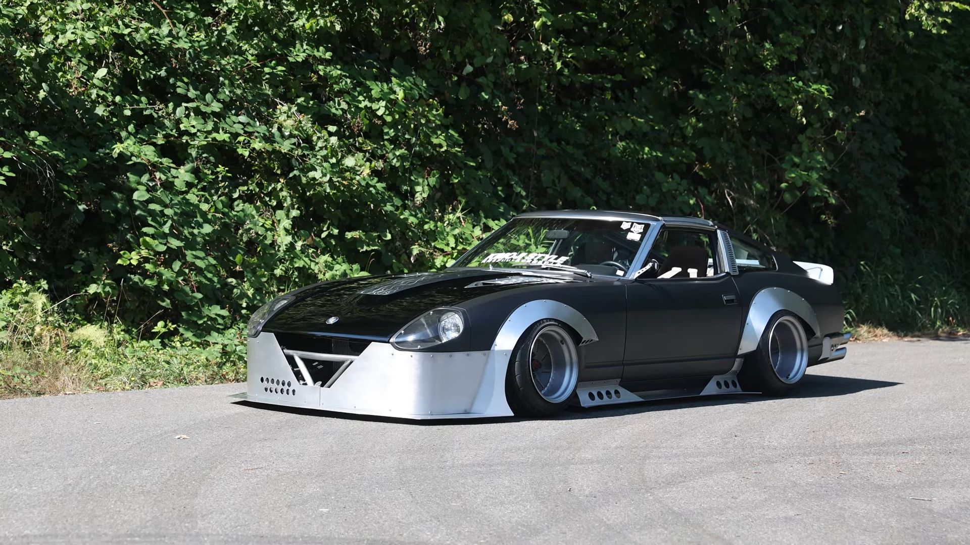 Nissan 280ZX Widebody Restomod Is A Japanese Muscle Car