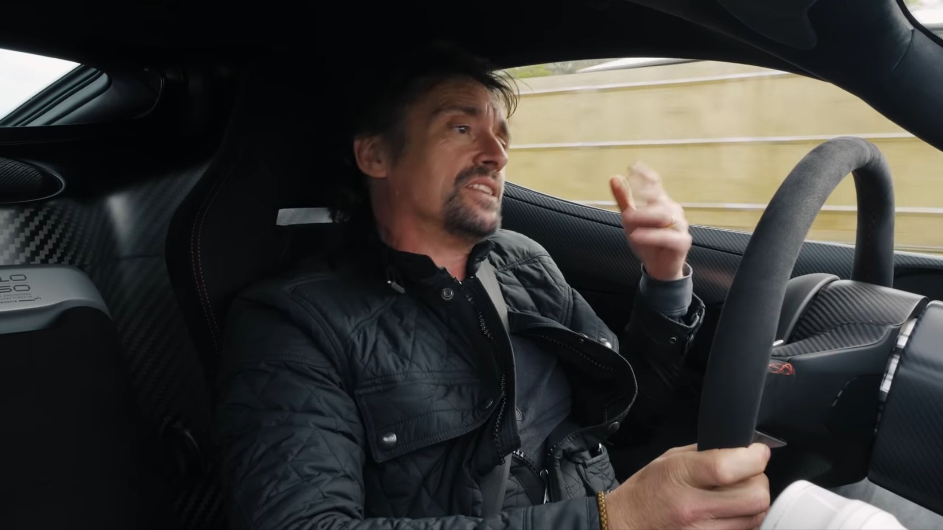 Drivetribe Rimac Nevera Hammond Dirigindo