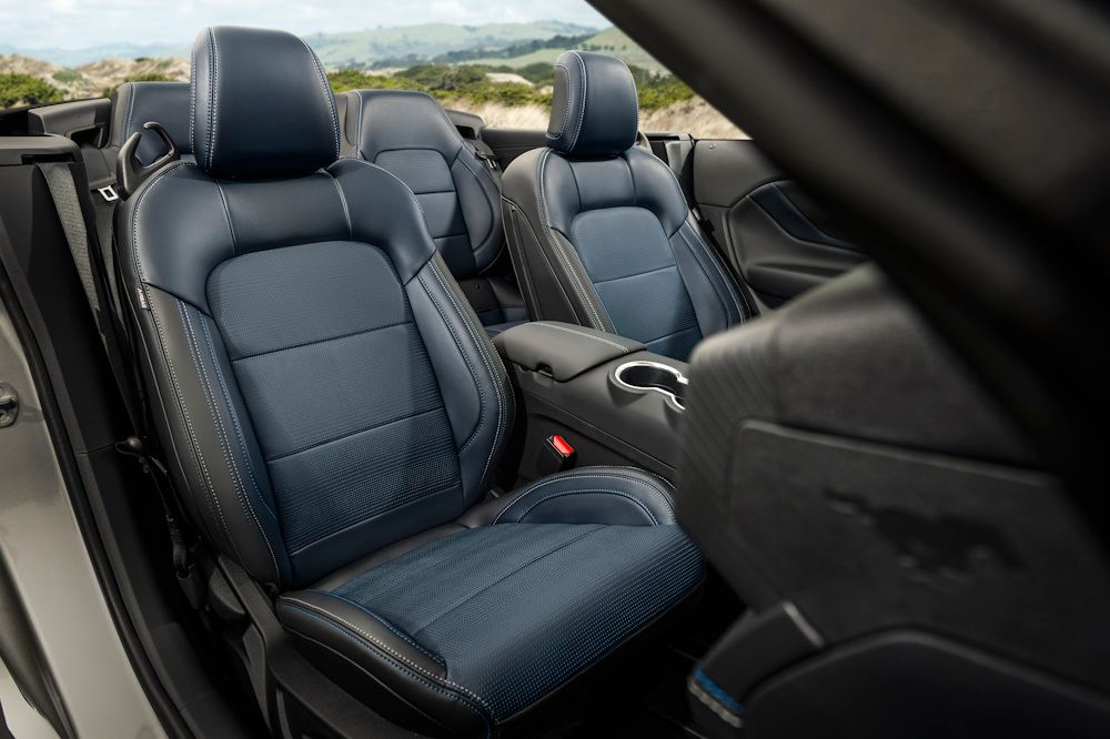 Interior do Ford Mustang GT California Special 2024
