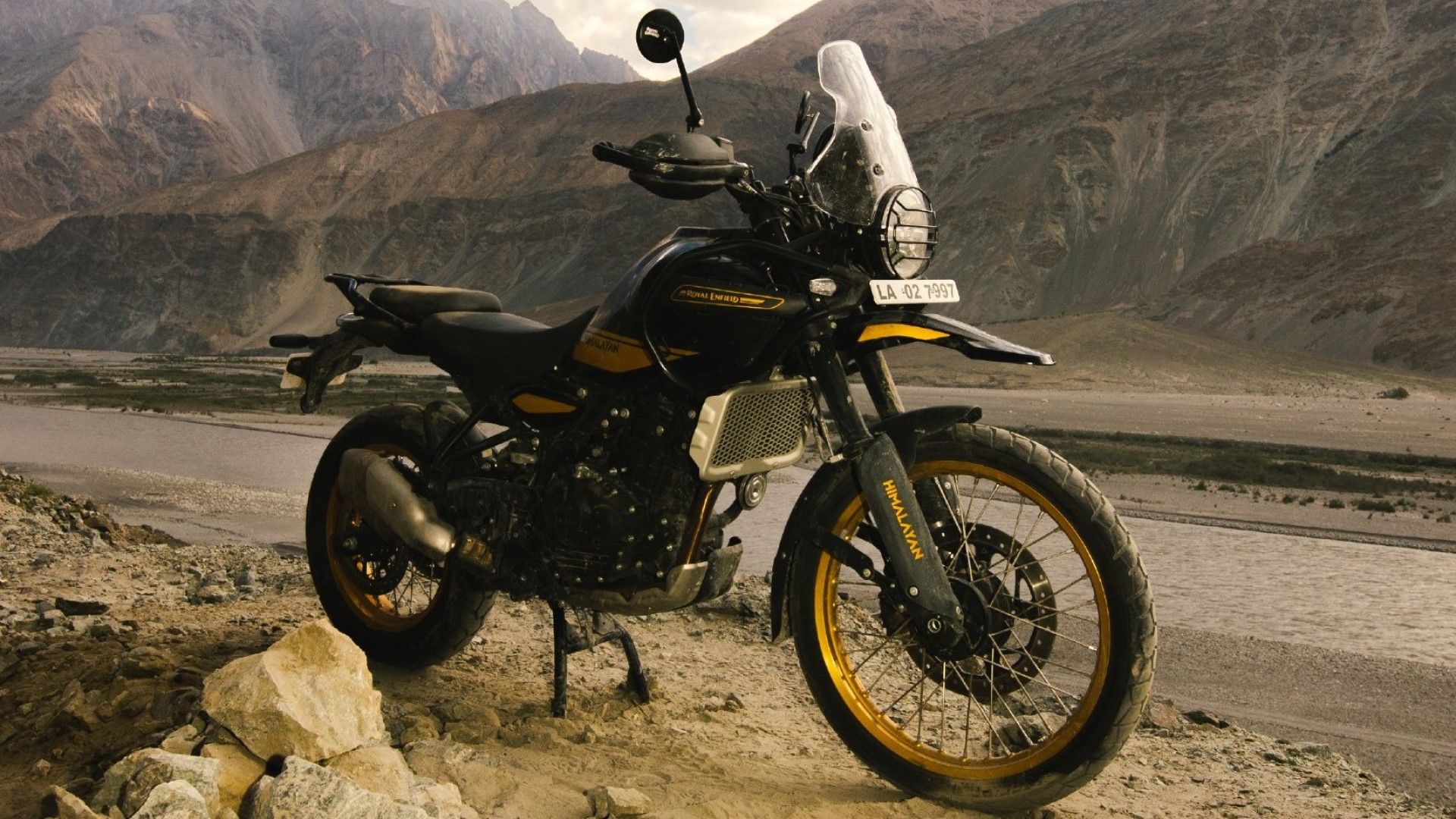 A Closer Look At the Sherpa 450 Engine On The New Royal Enfield Himalayan