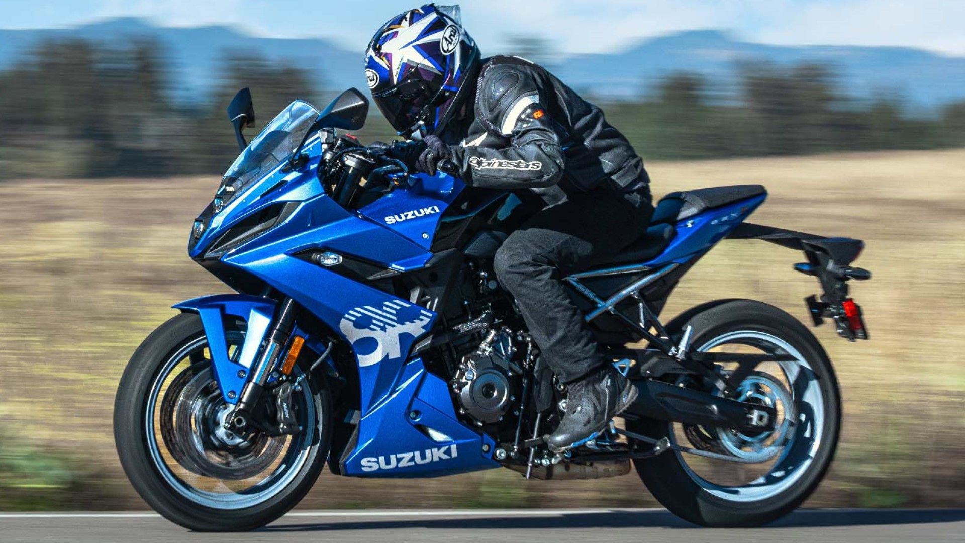 2024 Suzuki GSX-8R fully faired sportbike