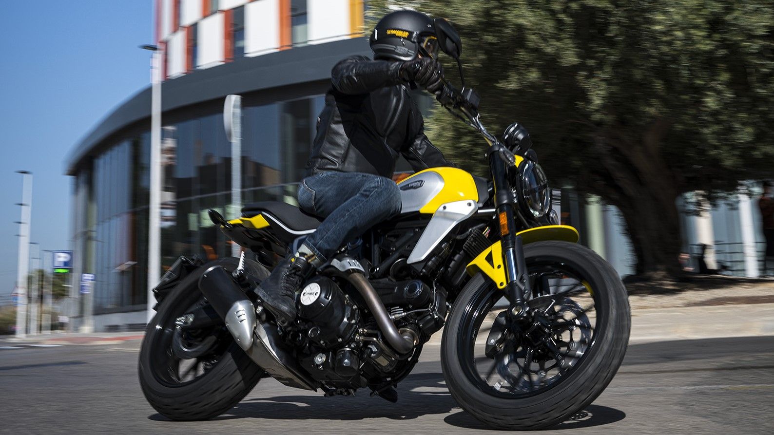 10 Impressive Multipurpose Motorcycles