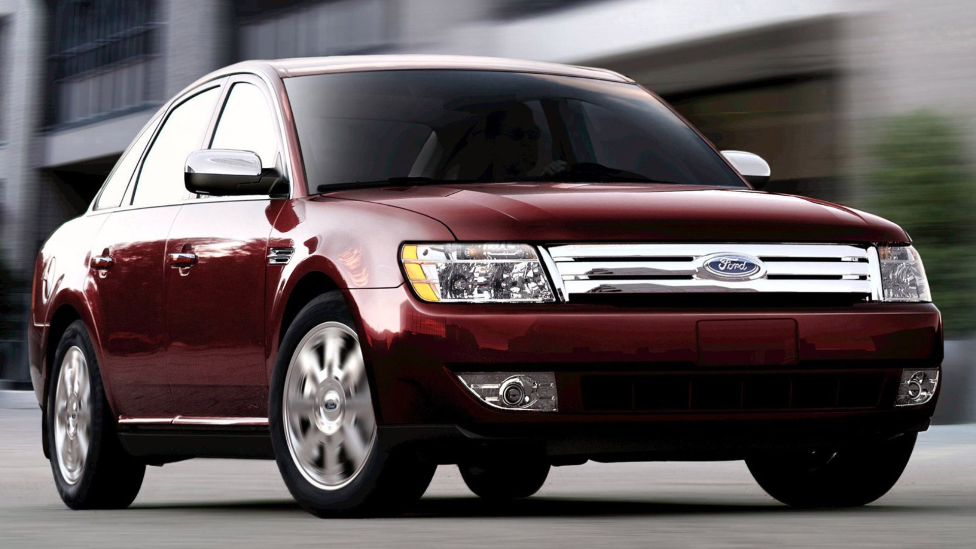 2008 Ford Taurus front 3_4