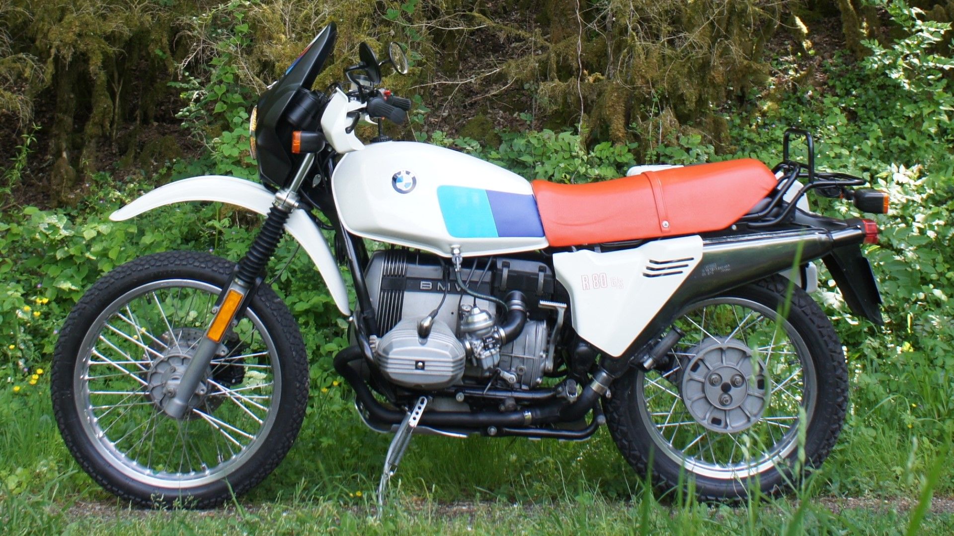 10 Classic Adventure Bikes That Were Extreme Off-Roaders