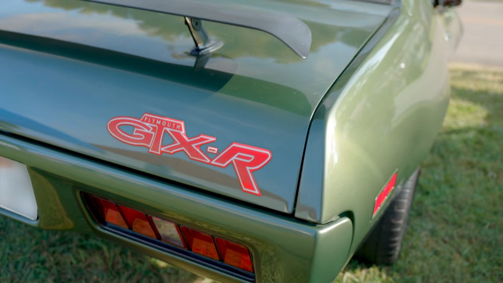 1971 Plymouth GTX Has An Unexpected Surprise Under The Hood