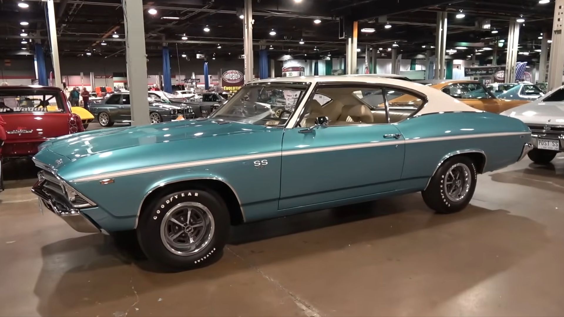 Vista frontal do quarto Chevrolet Chevelle SS 396 1969