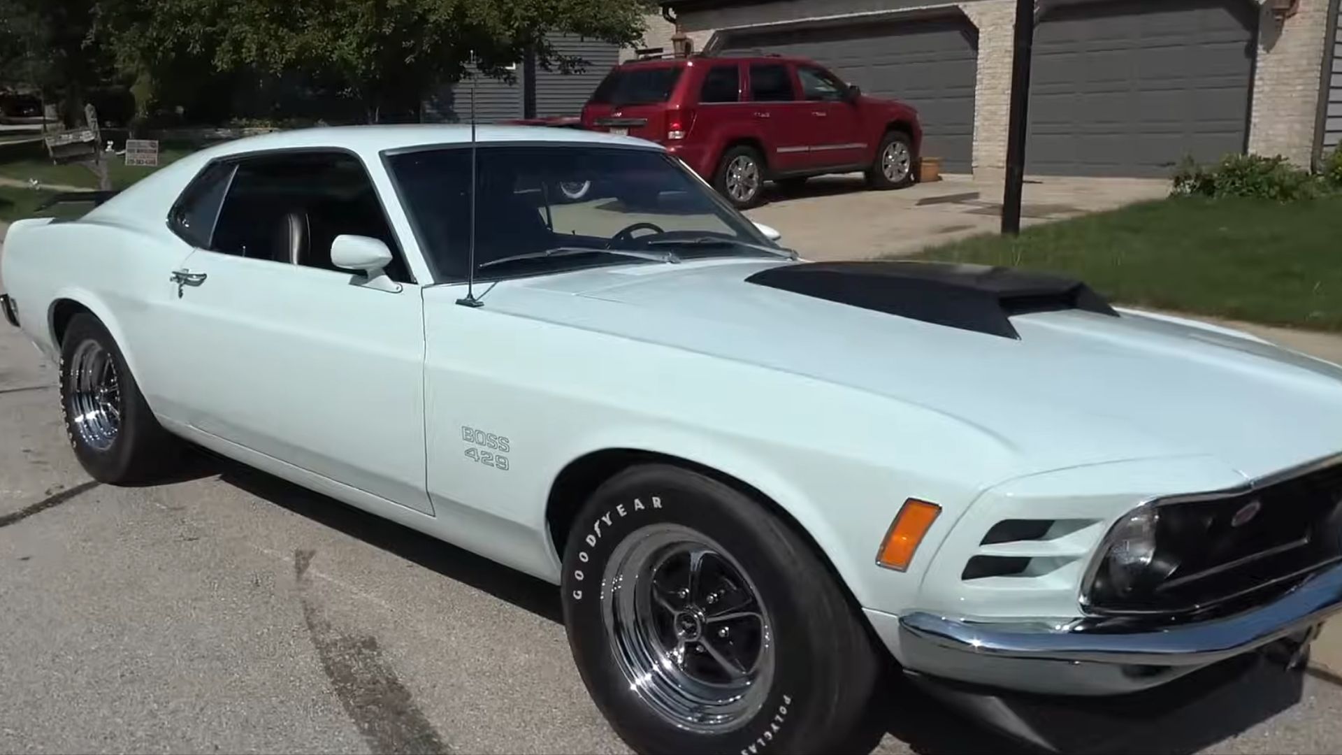 Vista frontal do Ford Mustang Boss 429 1970