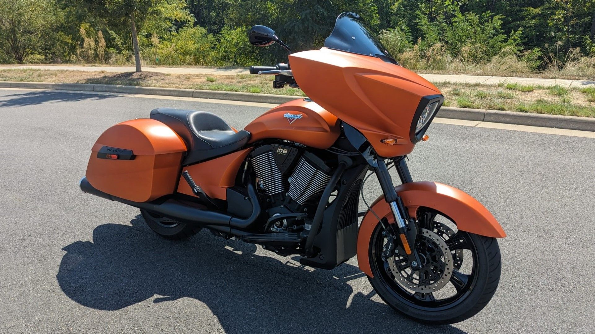 2017 Victory Cross Country in rtoange front third quarter view