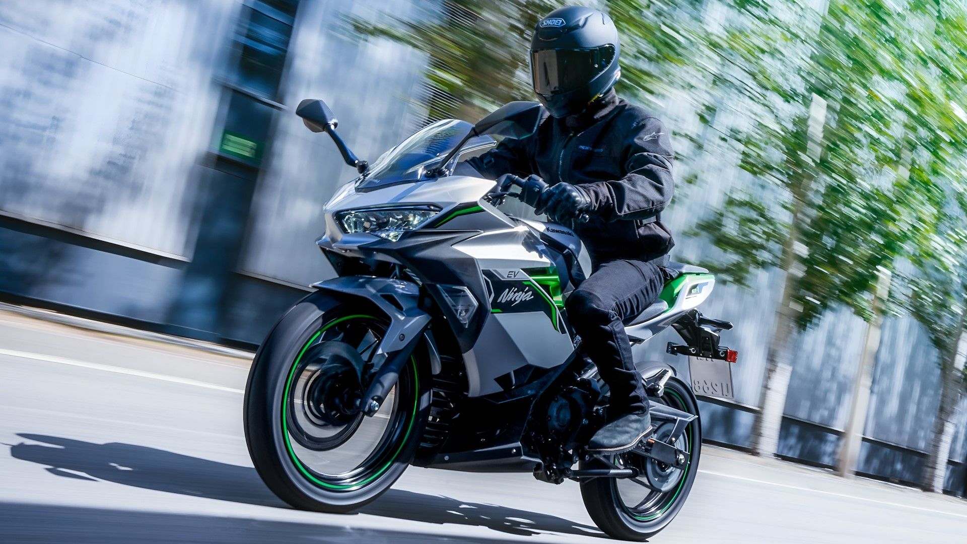 Kawasaki ninja deals cheapest bike