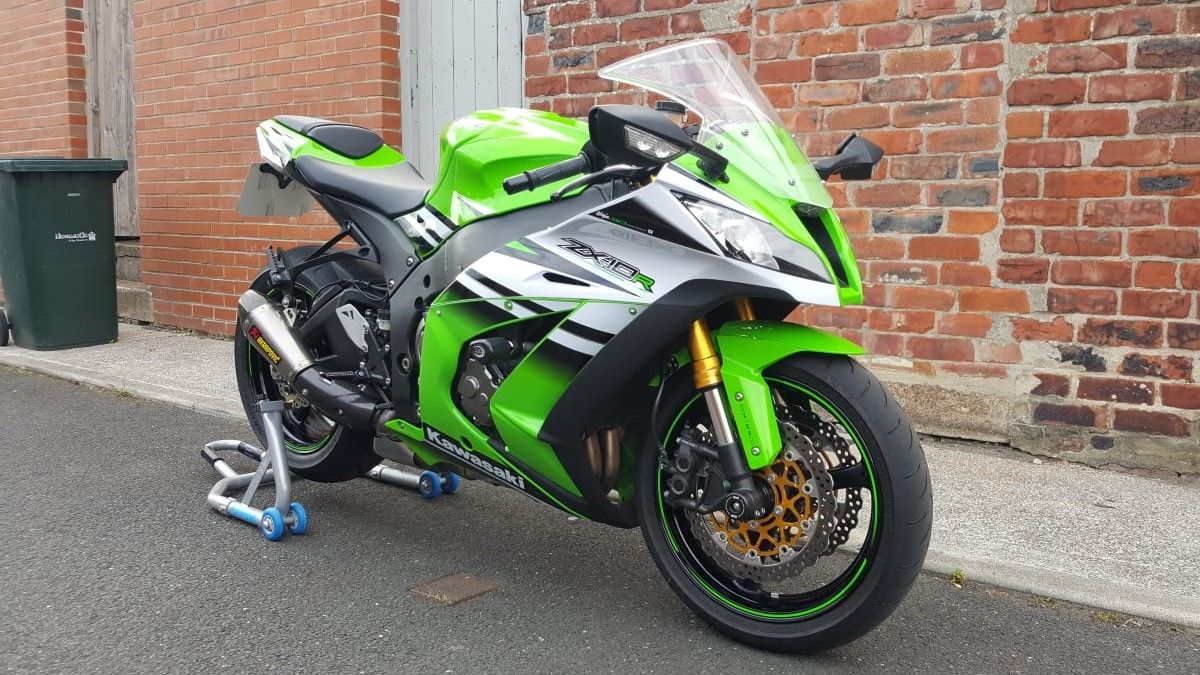 2024 Kawasaki Ninja ZX-10R: A Superbike For The Track And Street
