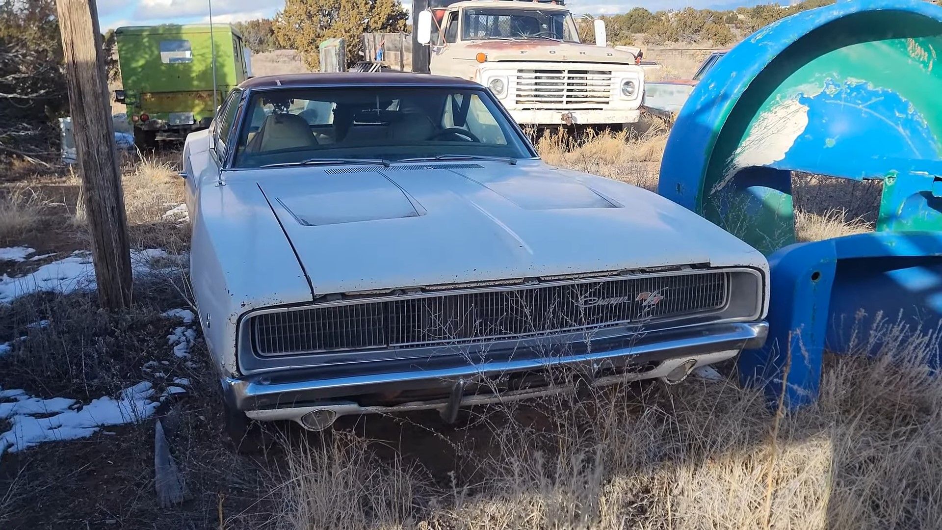 Desert Car Hunter Discovers Rare 1968 Dodge Charger R/T Sitting For 50 Years