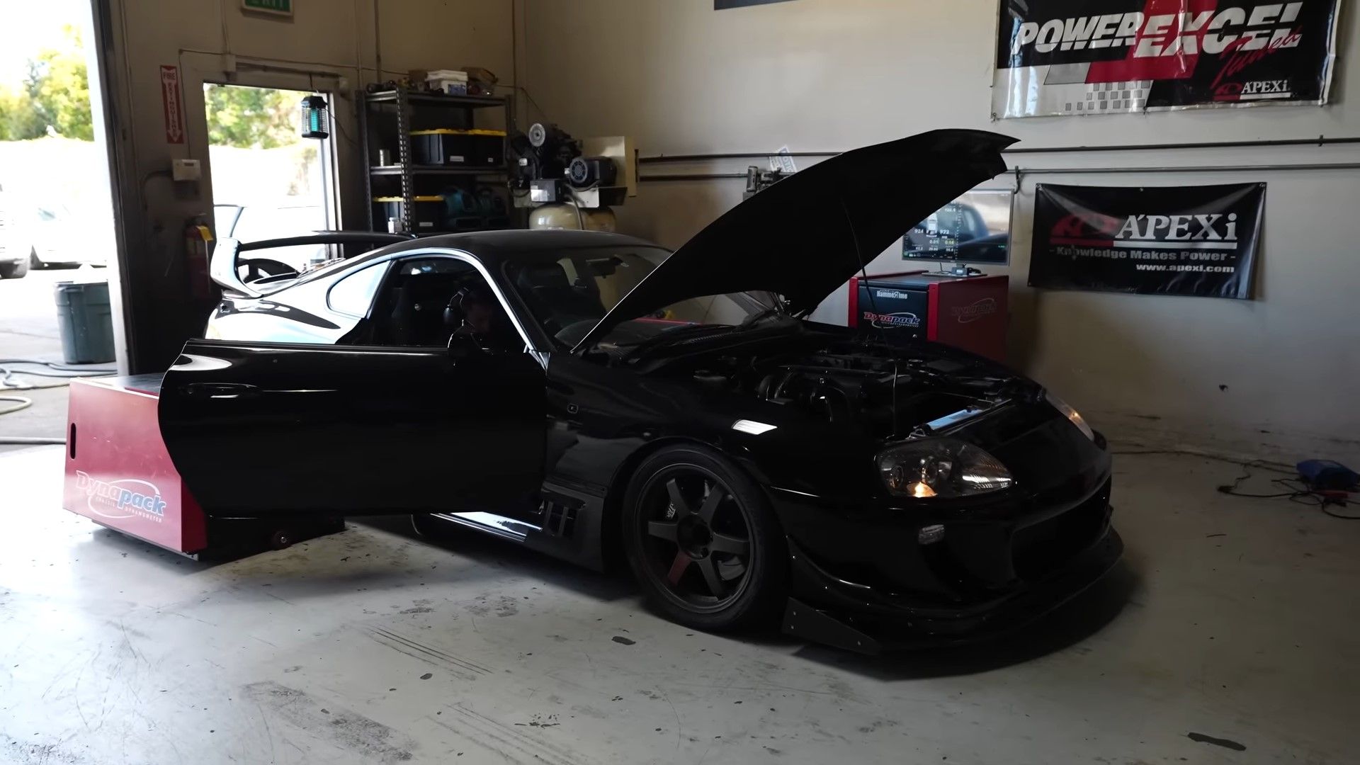 Enthusiast Completes 90s JDM Holy Trinity With Acura NSX Junkyard Find