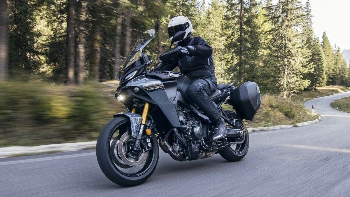 2024 Yamaha Tracer 9 GT+ with radar technology accelerating