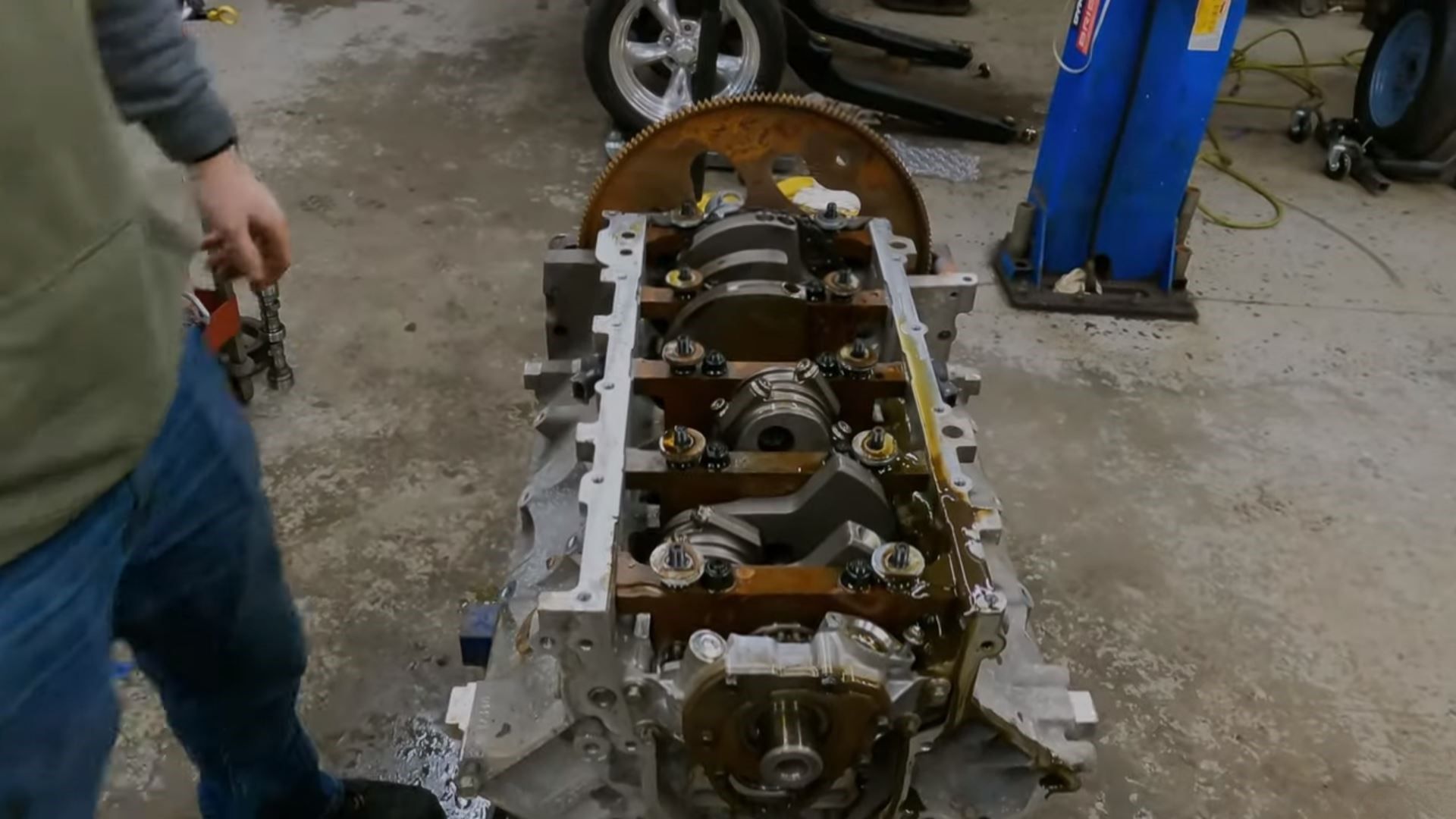 Chevrolet LS2 Engine Rotating Assembly