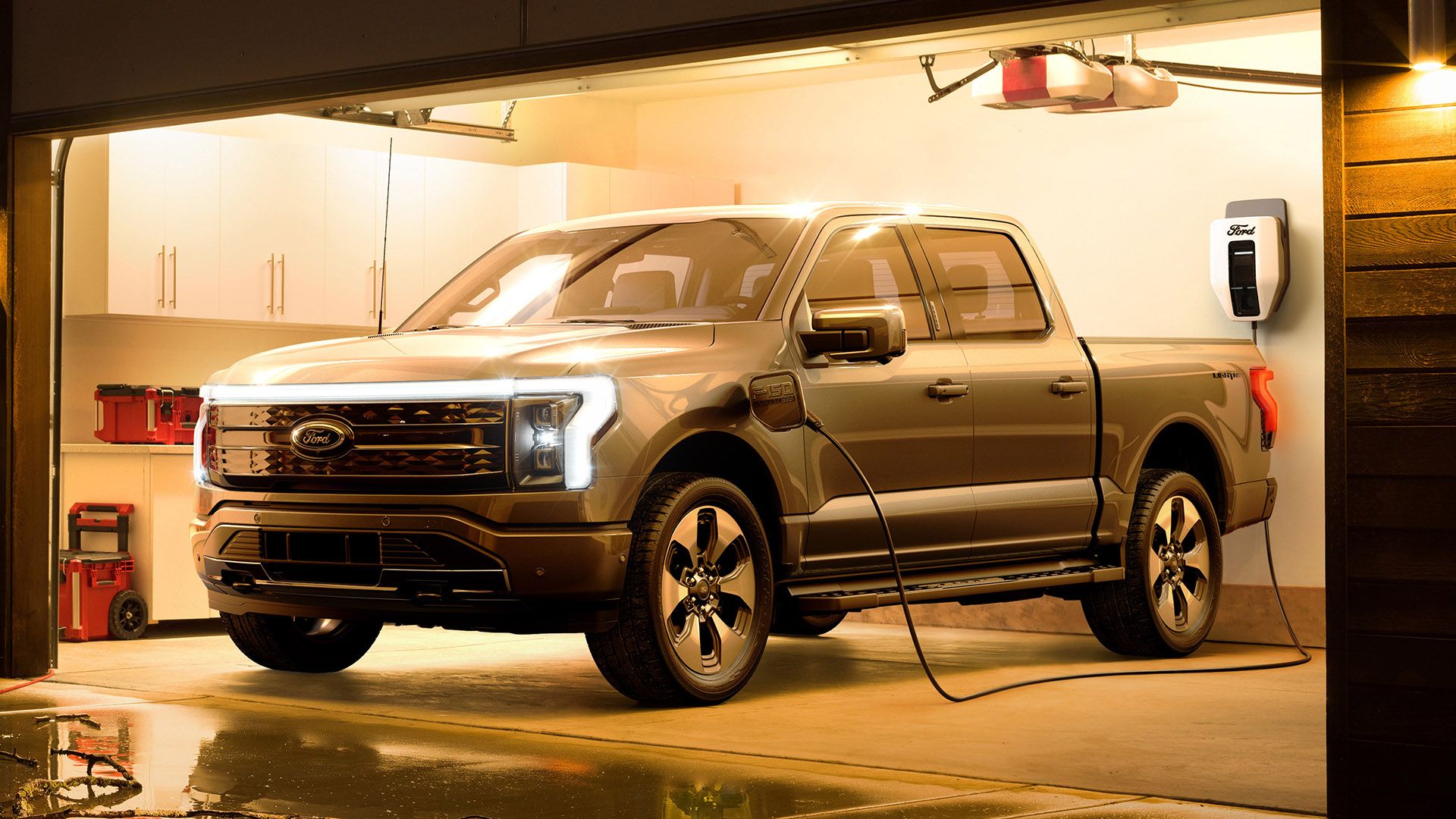 2023 Ford F150 Lightning Gets More Affordable Discounts Reach 15,000