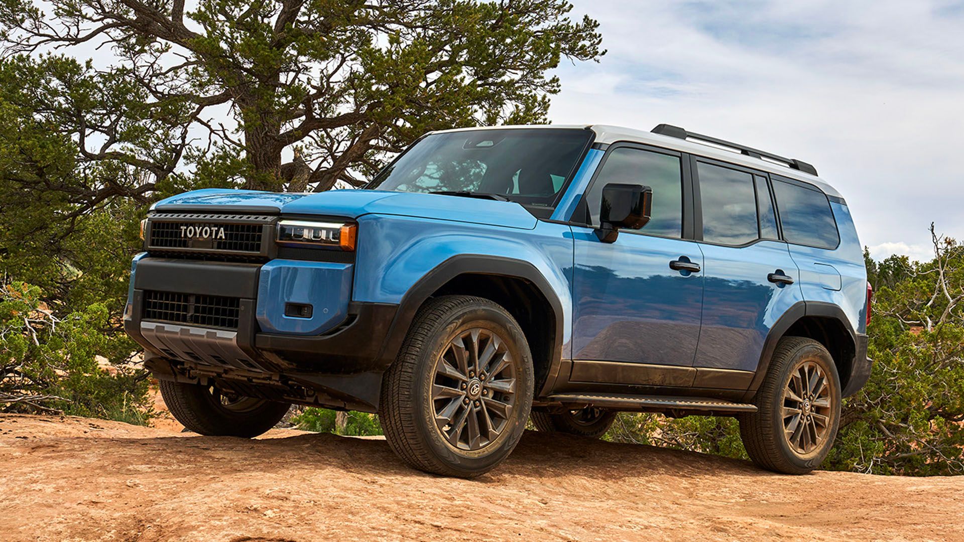 2024 Toyota Land Cruiser Vs 2024 Ford Bronco Comparison