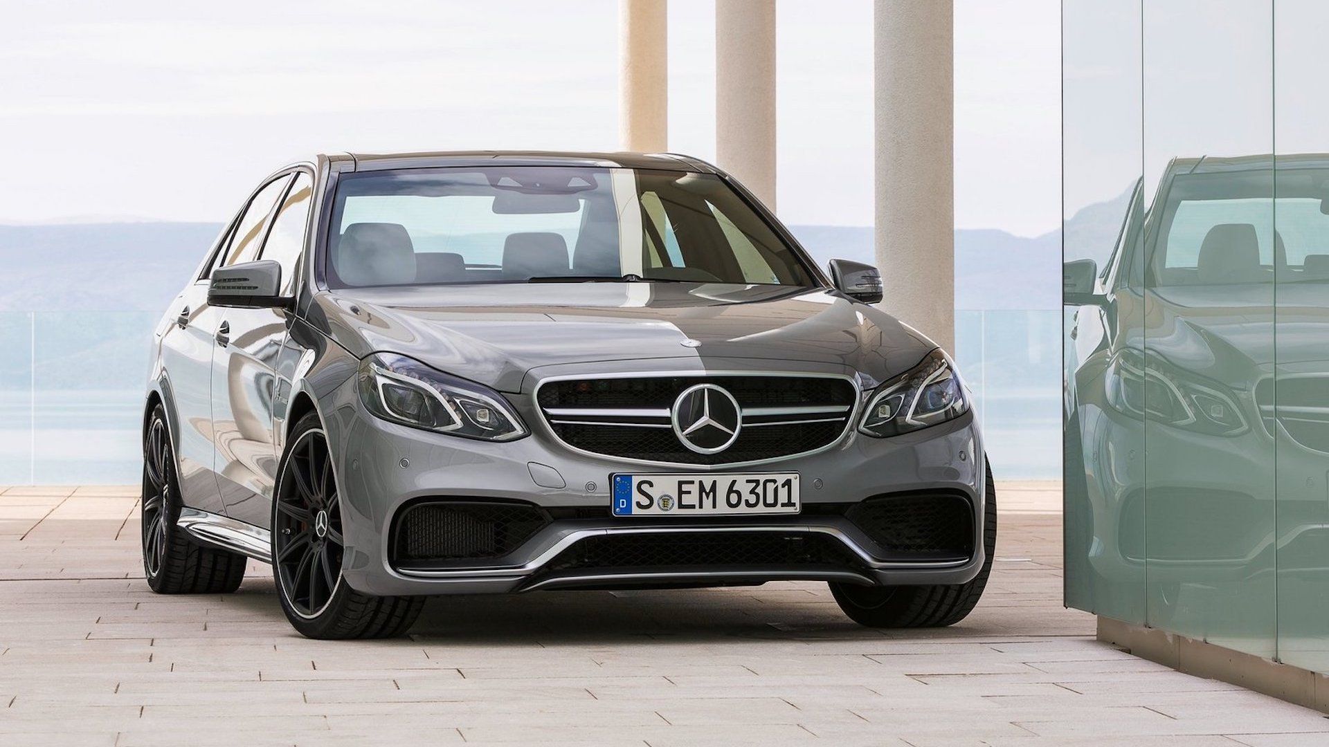 2014 Mercedes-Benz E63 AMG S 4MATIC Sedan