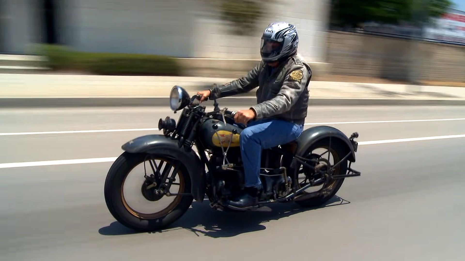 Motocicleta vintage Henderson KJ Police Special 1931 da Jay Leno's Garage