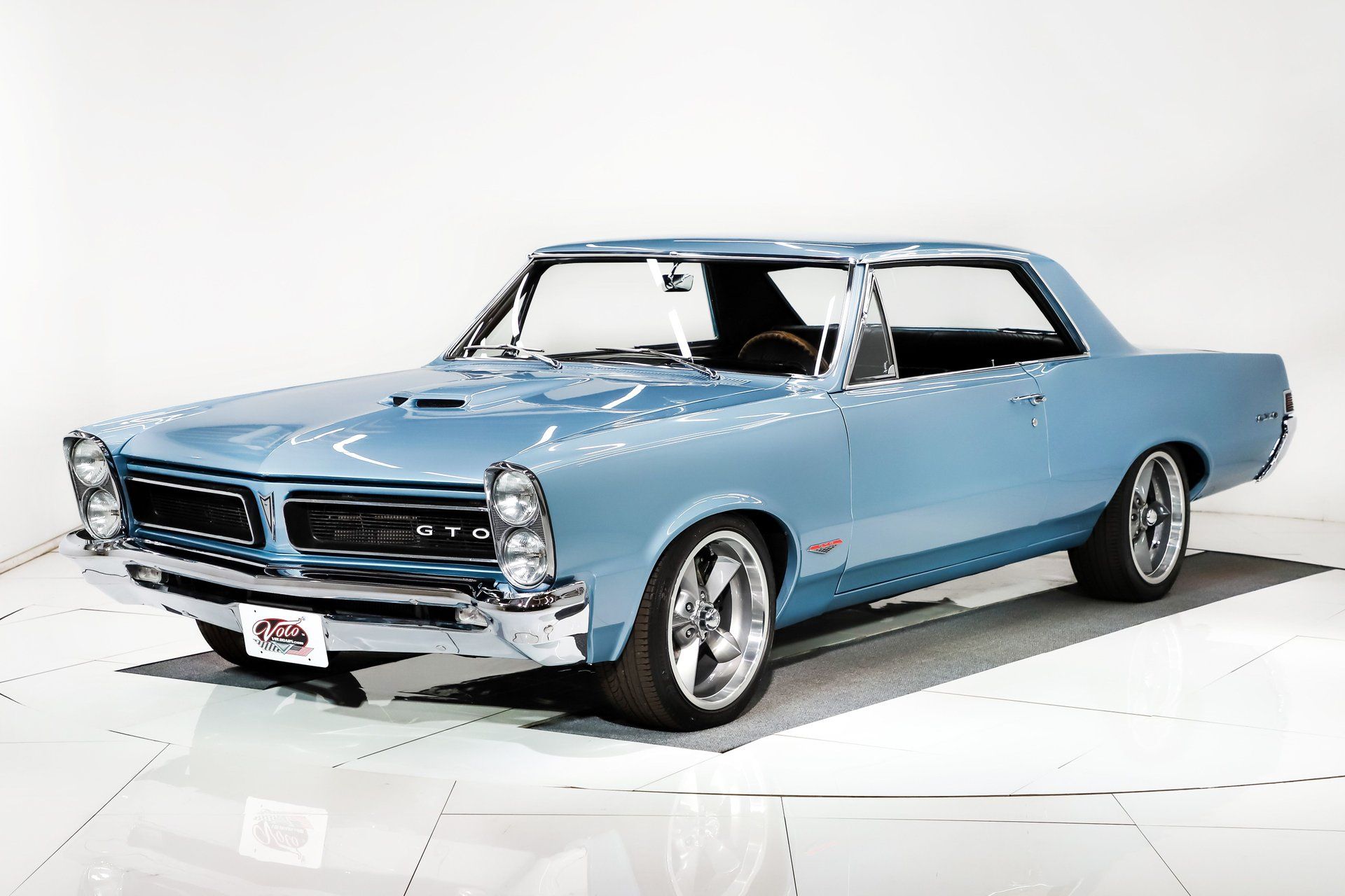 1965-pontiac-gto-restomod azul