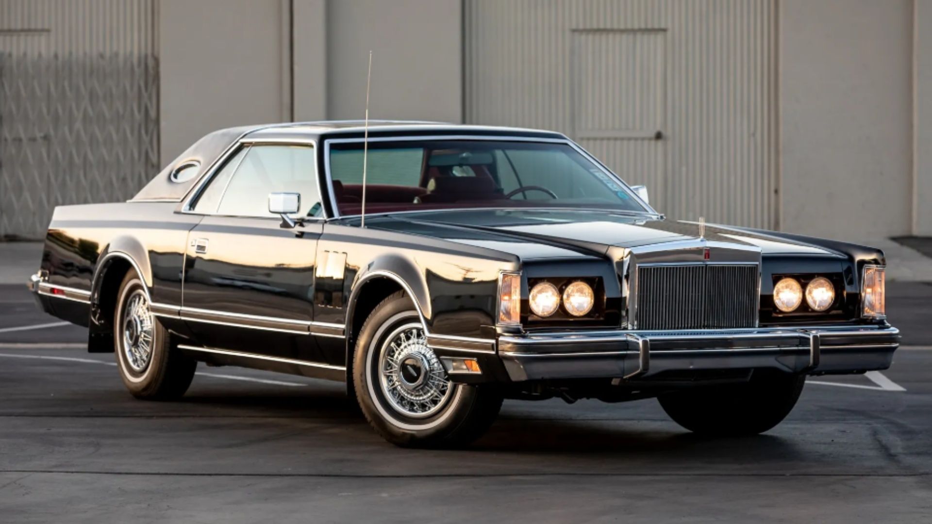 Image of a black 1979 Lincoln Continental Mark V