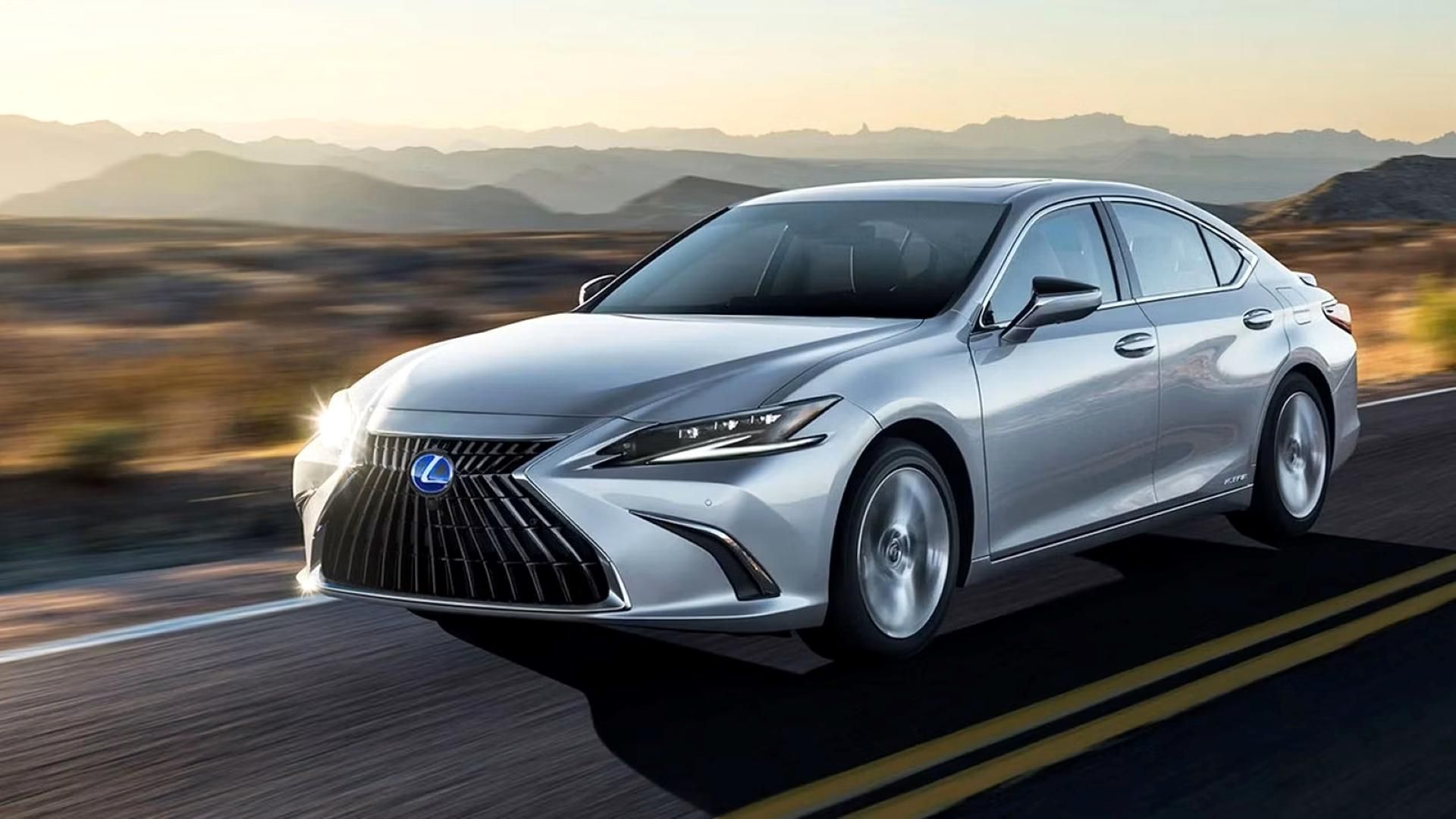 2022 Lexus ES 350 - Quarto Dianteiro