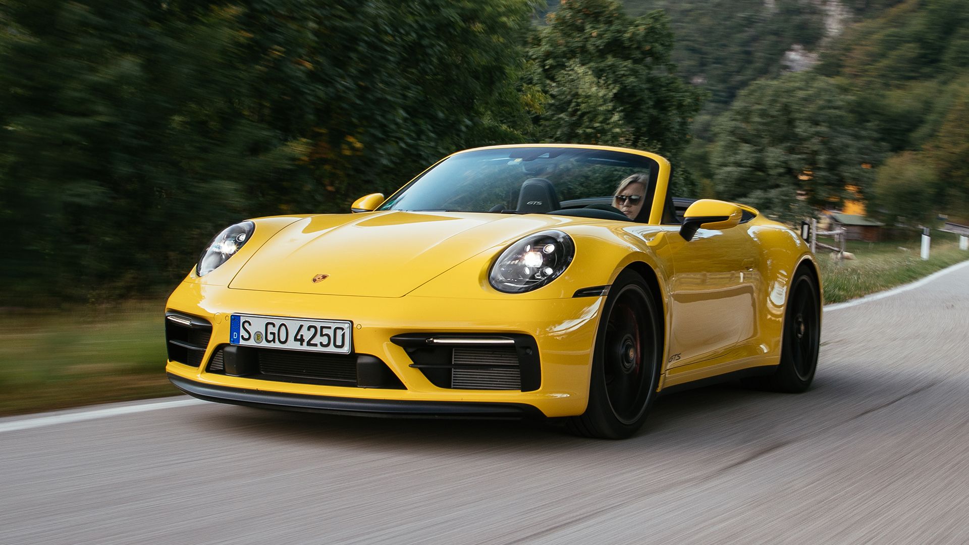 2020 Porsche 911 Cabriolet's Soft Top Brings Coupe-Like Looks And Comfort