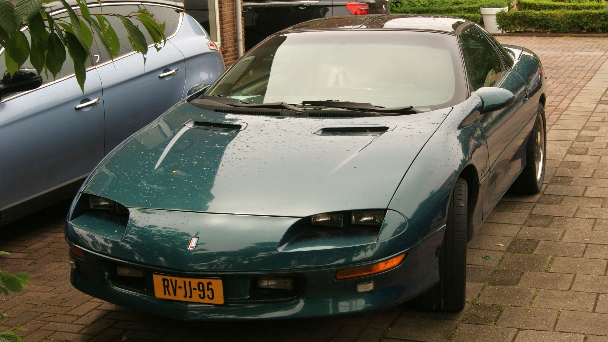 A Complete Guide To The Fourth Generation Chevrolet Camaro