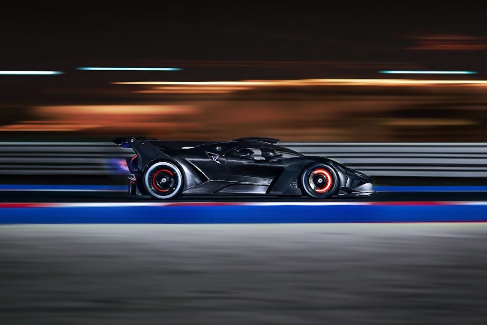 Um Bugatti Bolide em movimento