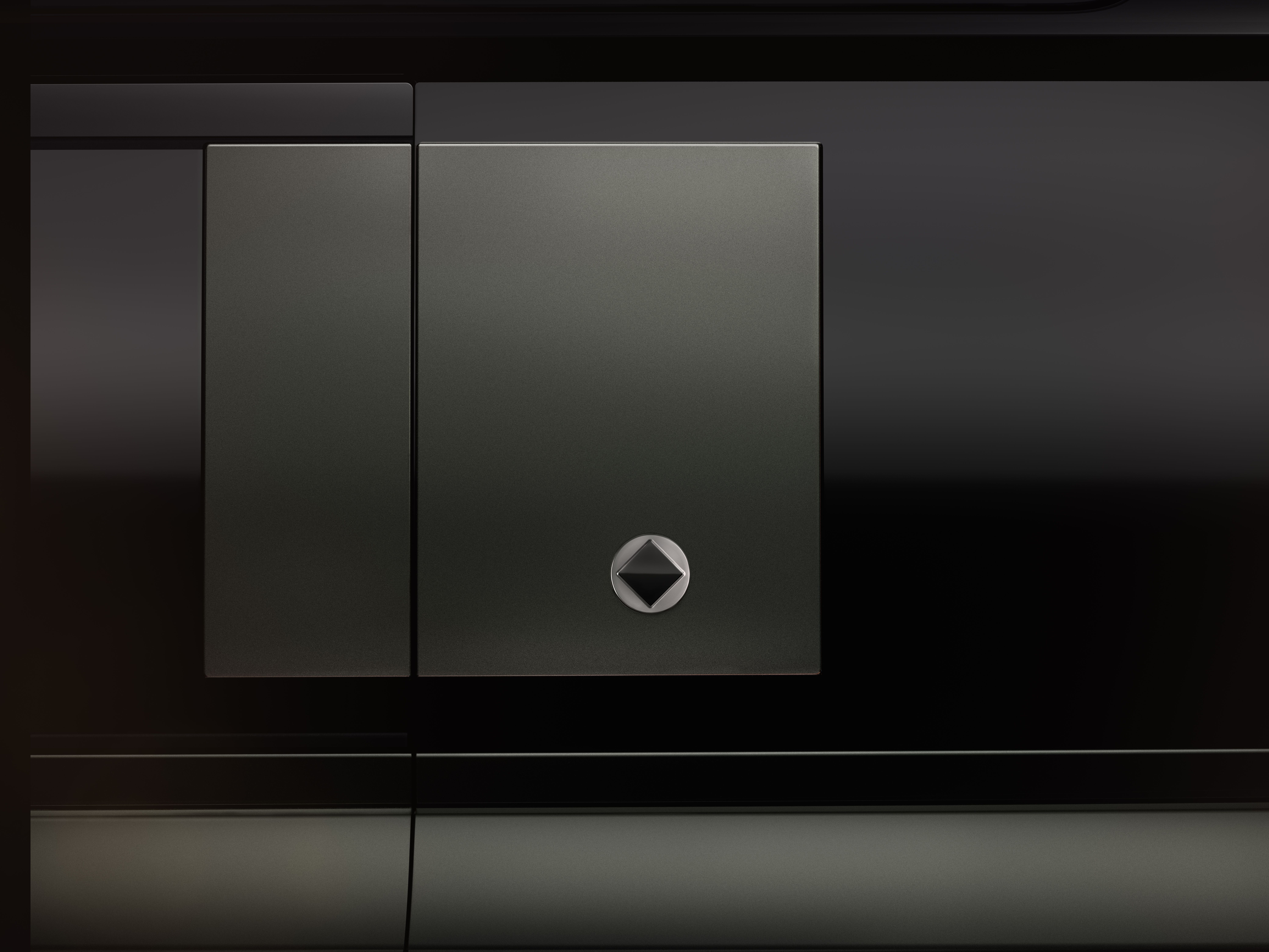 Logotipo do Land Rover Defender OCTA