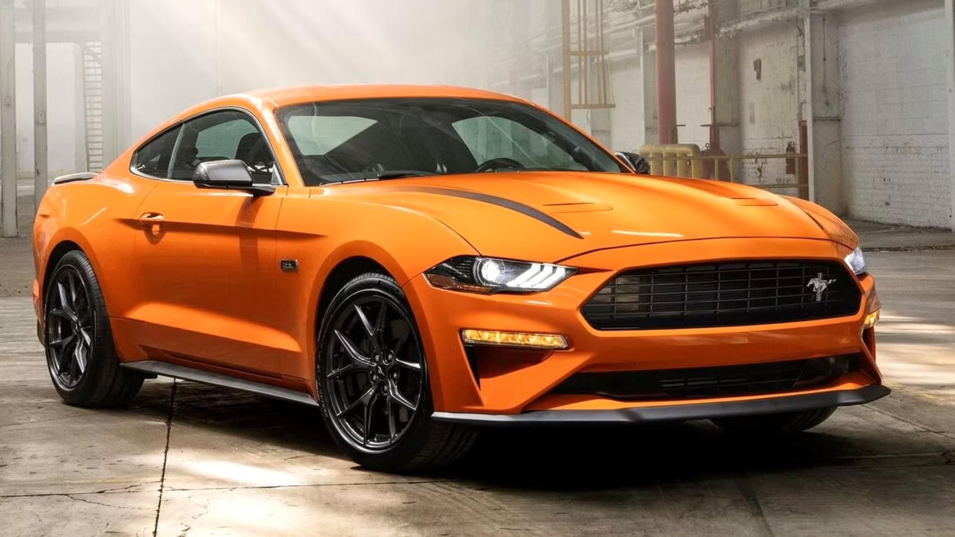 2020 Ford Mustang EcoBoost - Quarto Frontal