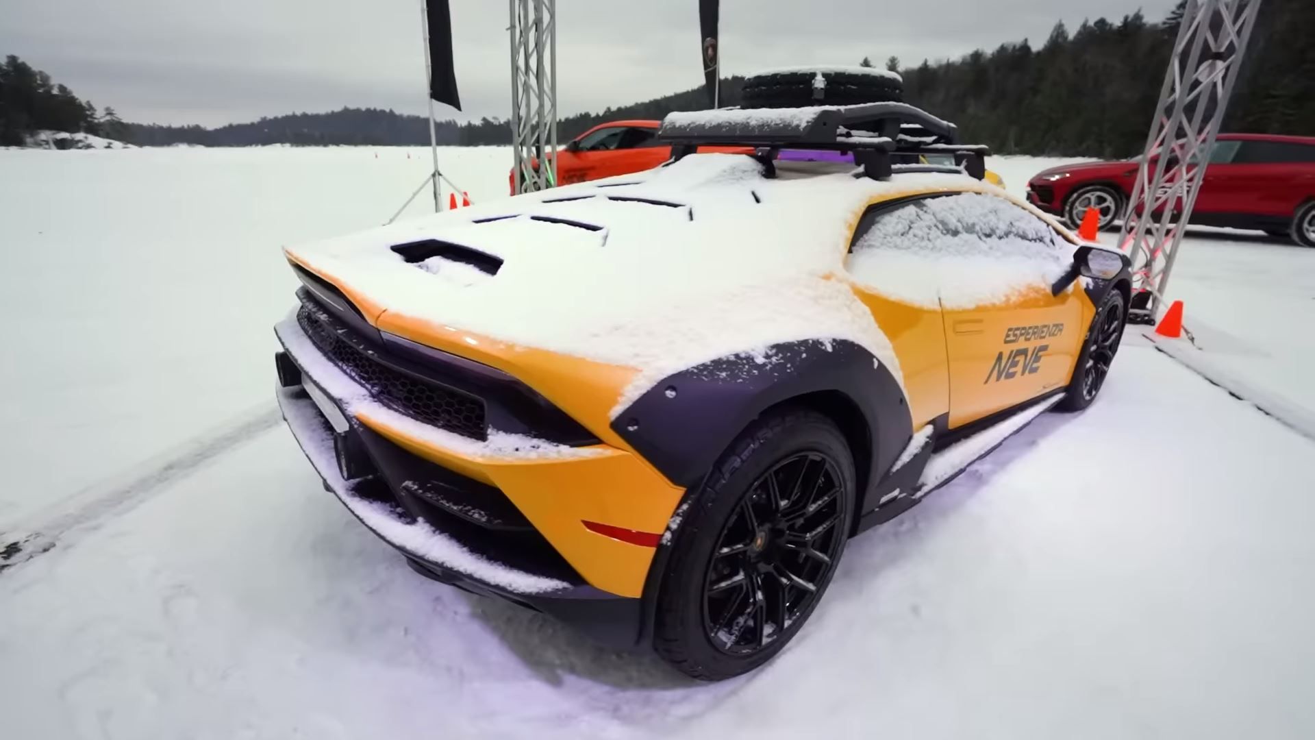 Lamborghini Sterrato traseiro