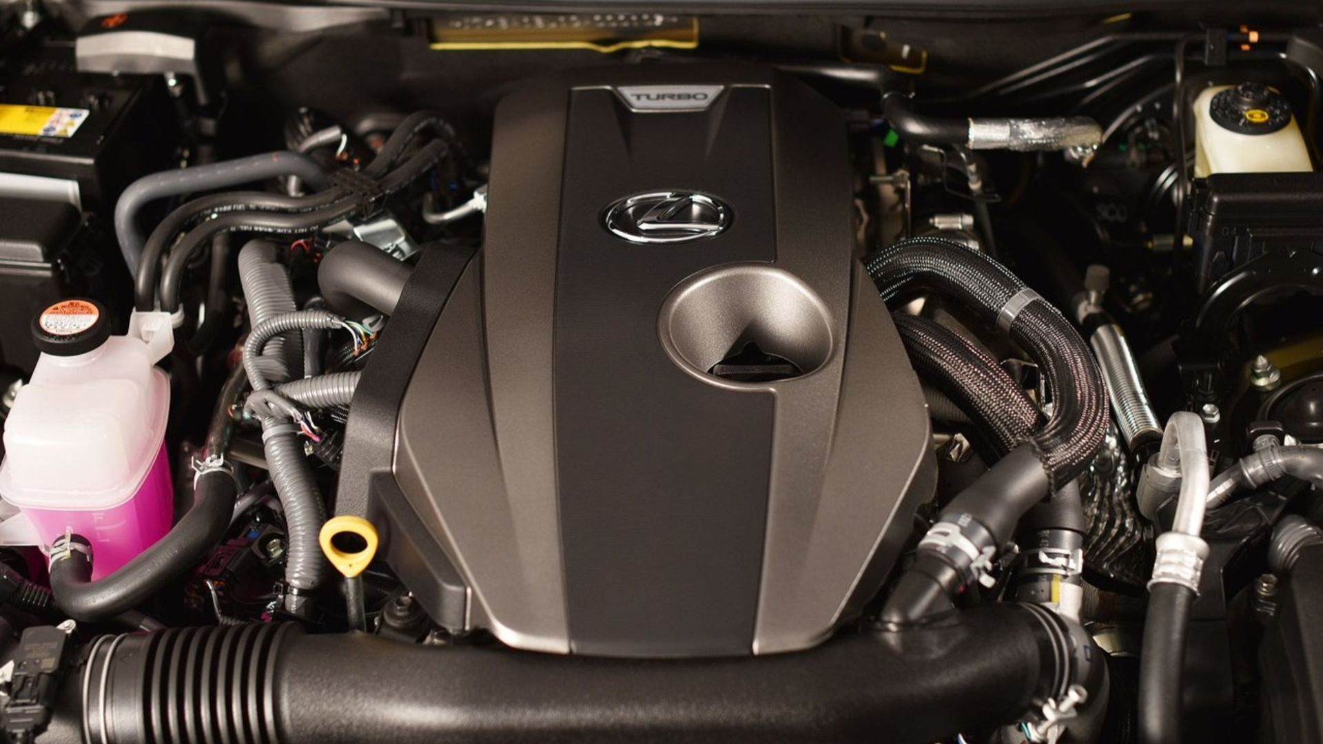 Lexuas GS 200T engine 