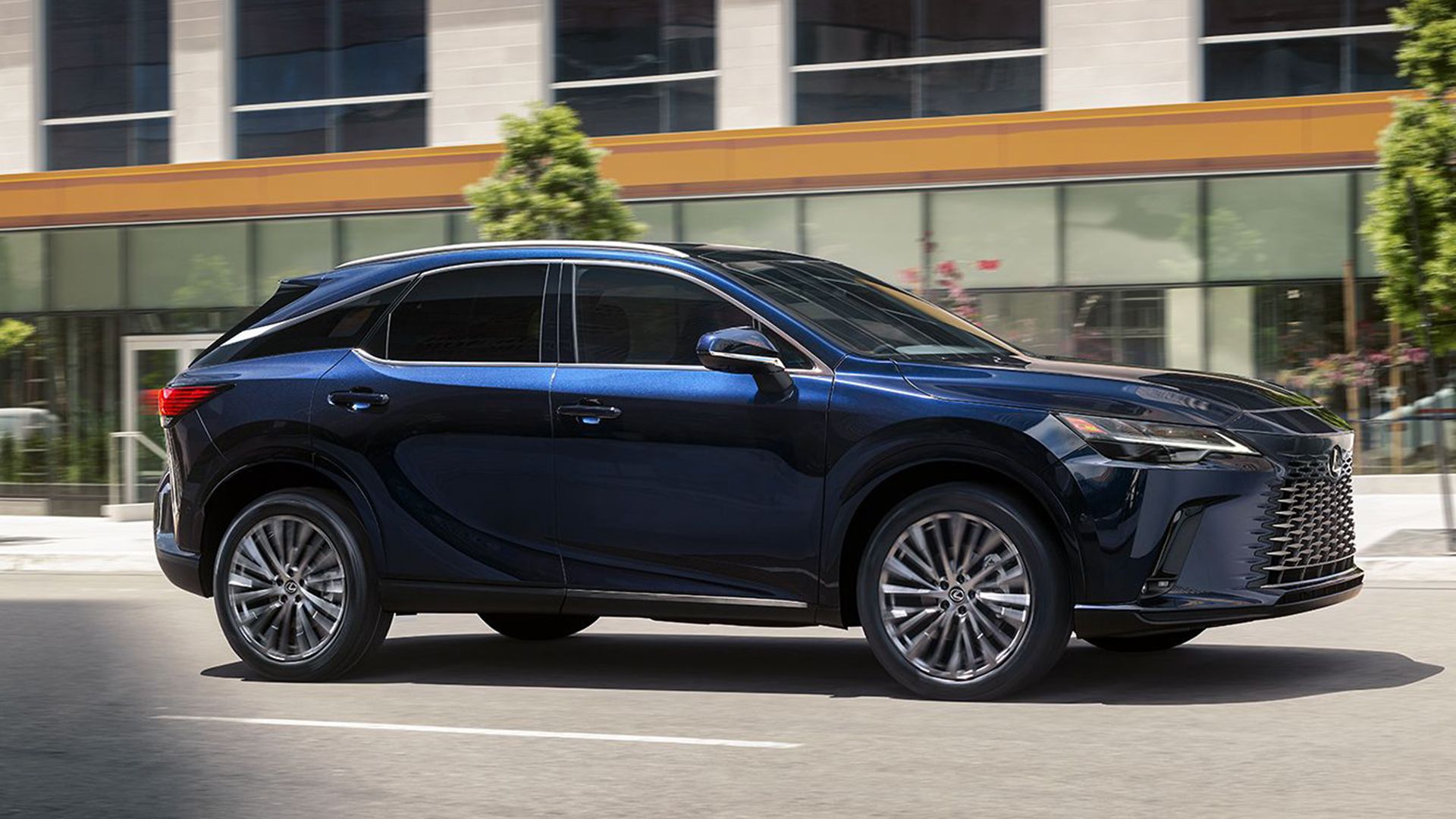 Lexus RX Hybrid - Side Profile