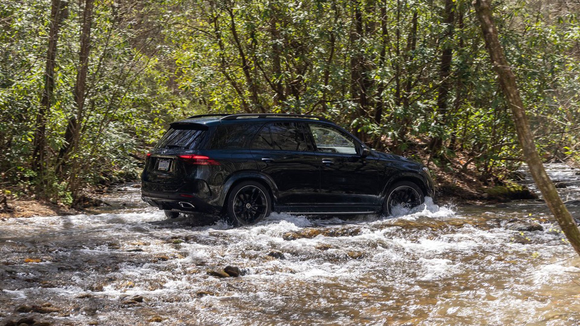 Mercedes-Benz GLE Class - Side profile shot