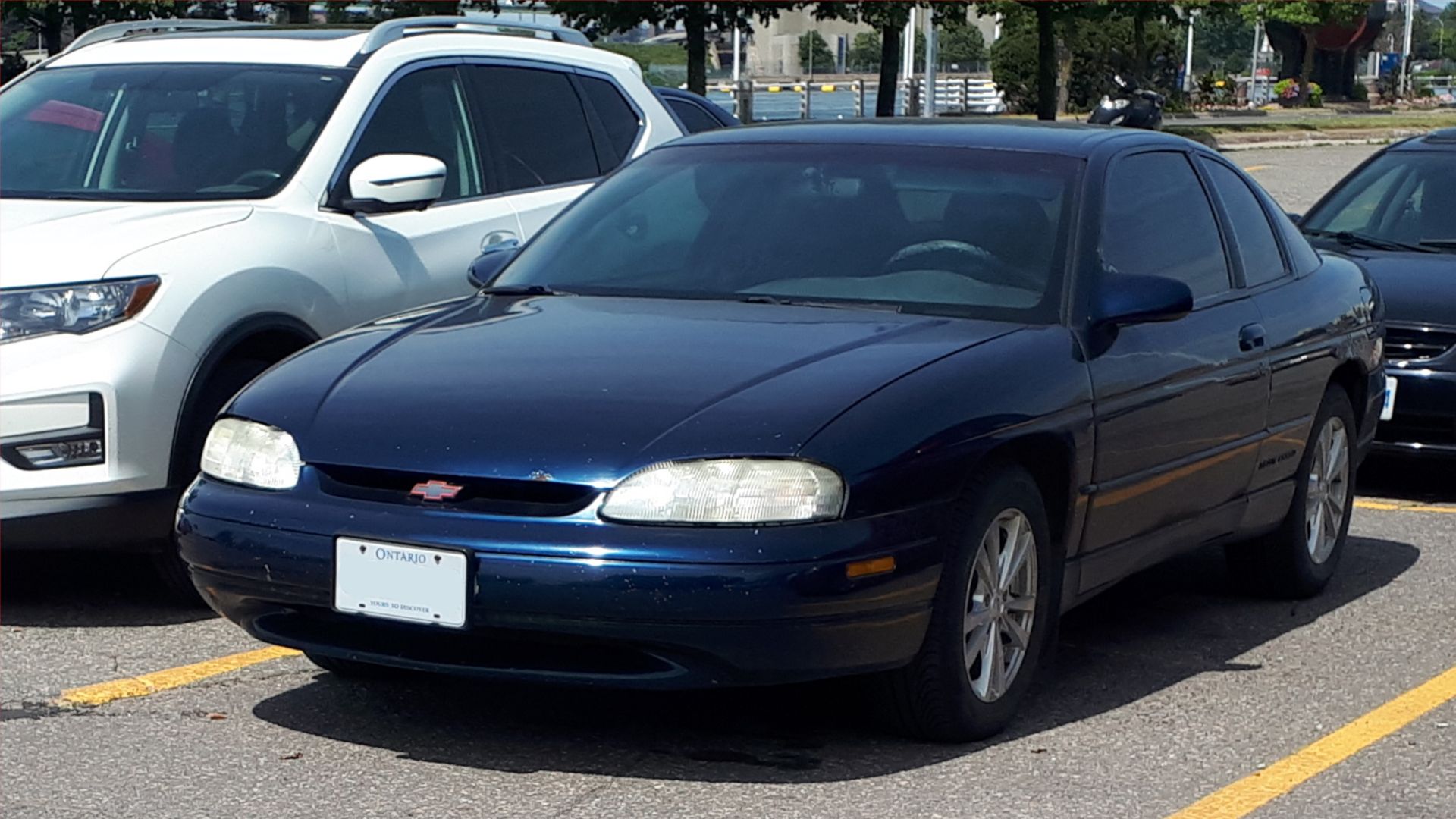 Chevrolet Monte Carlo 1995 3/4 frente