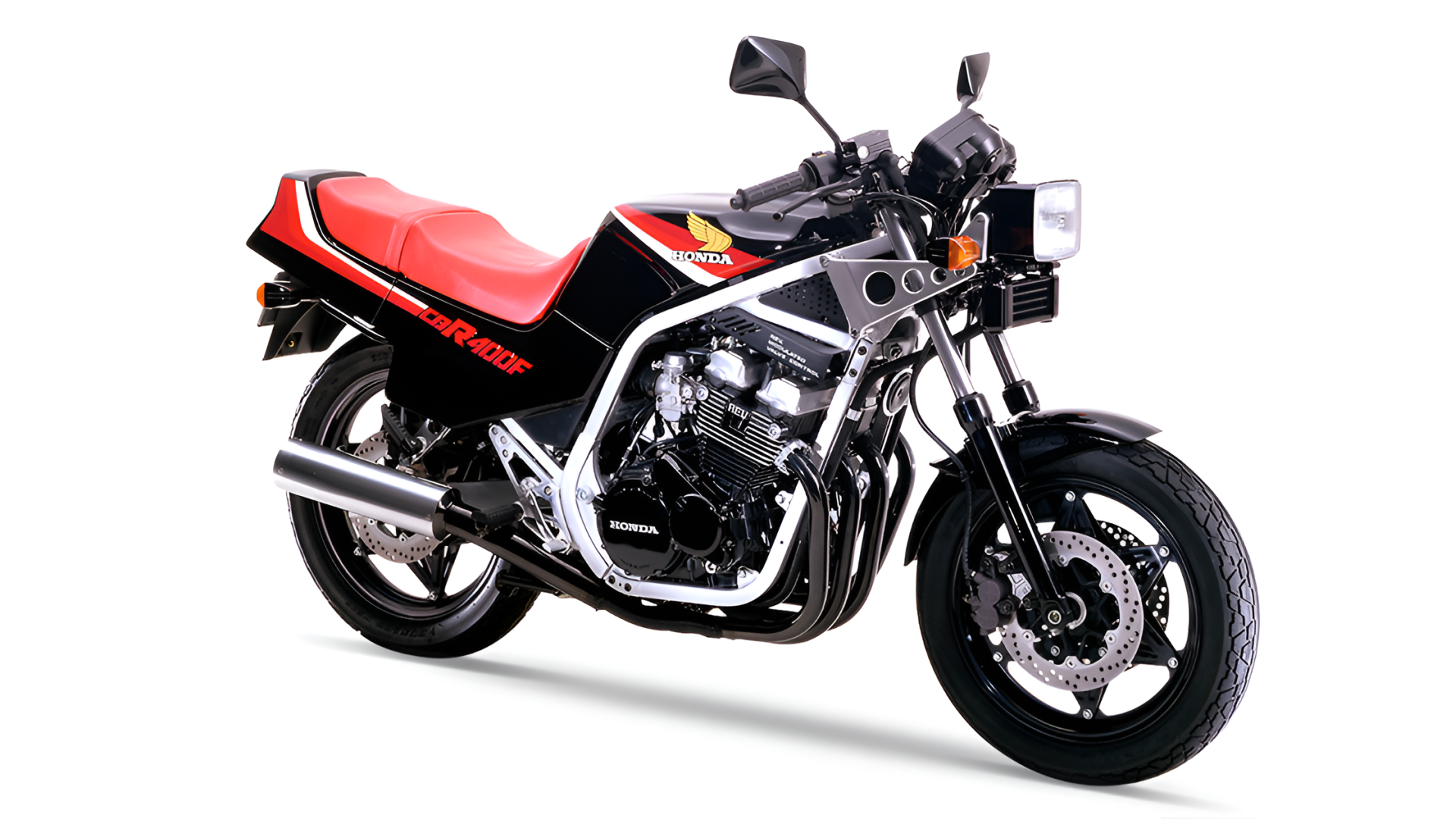 Vista frontal do terceiro quarto da Honda CBR400F 1983