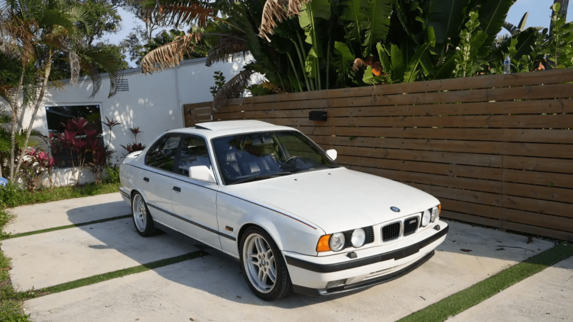 10 Cheapest Classic BMWs For Sale This Week (March 25, 2024)