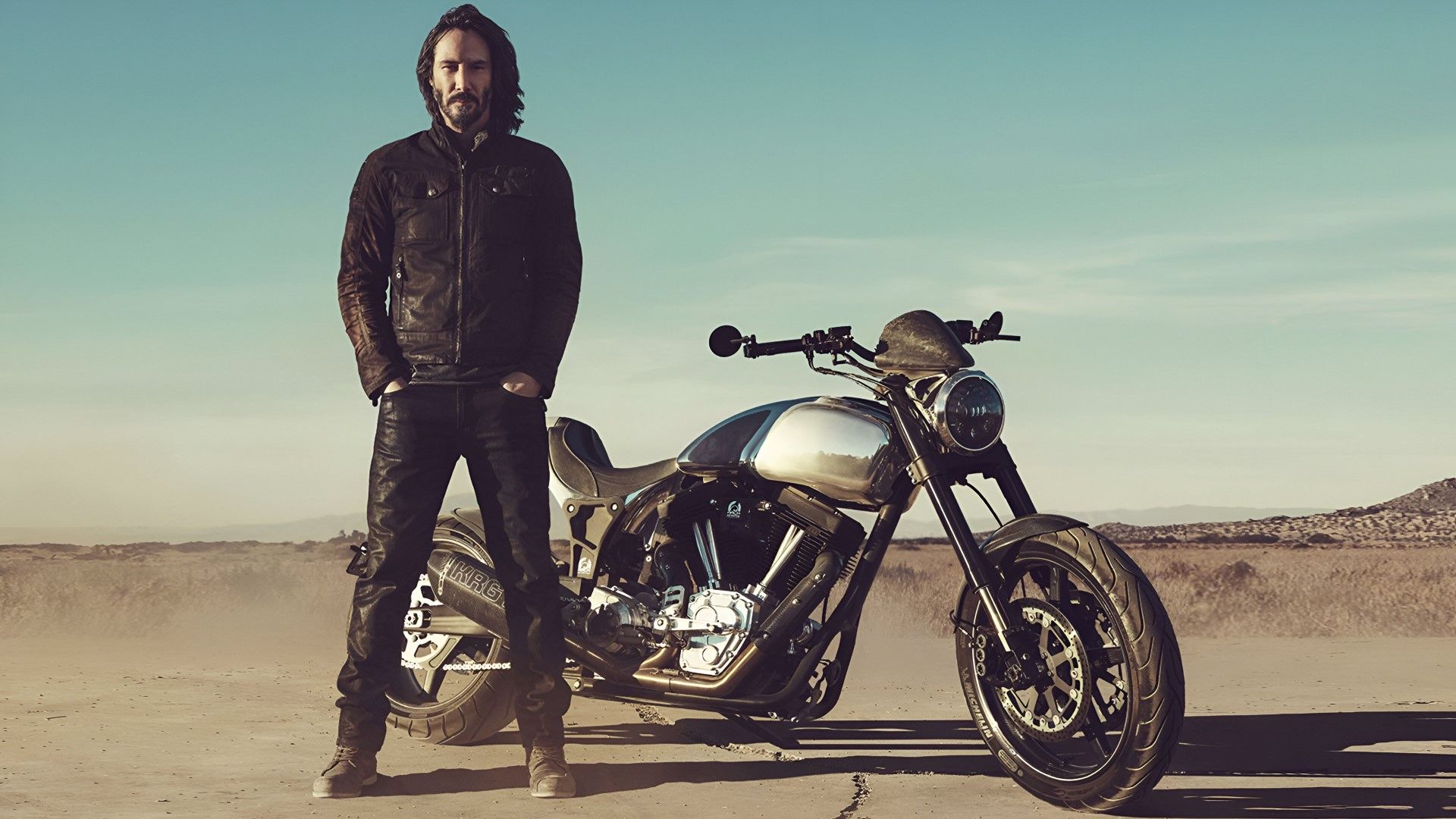 Keanu Reeves with an Arch KRGT-1