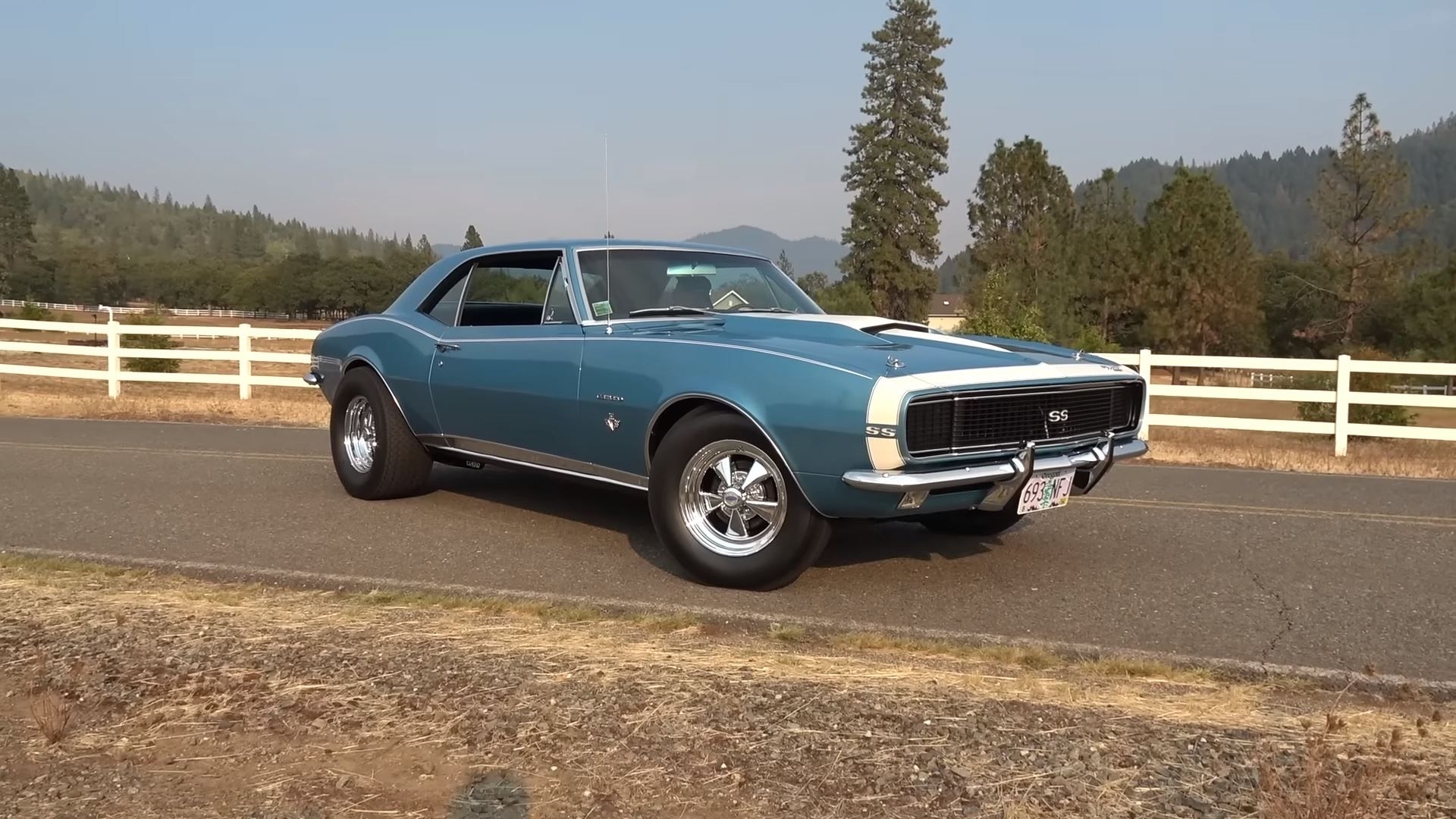 1967 Chevrolet Camaro RS SS Front Left