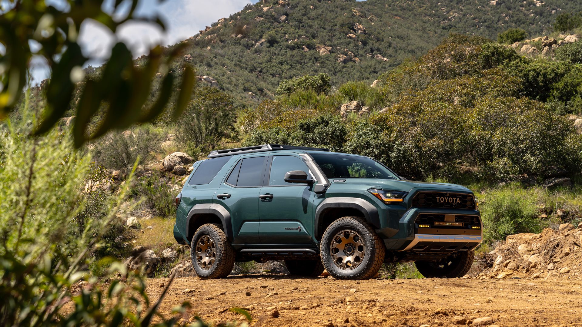 2025 Toyota 4Runner Goes Turbocharged With Optional Hybrid