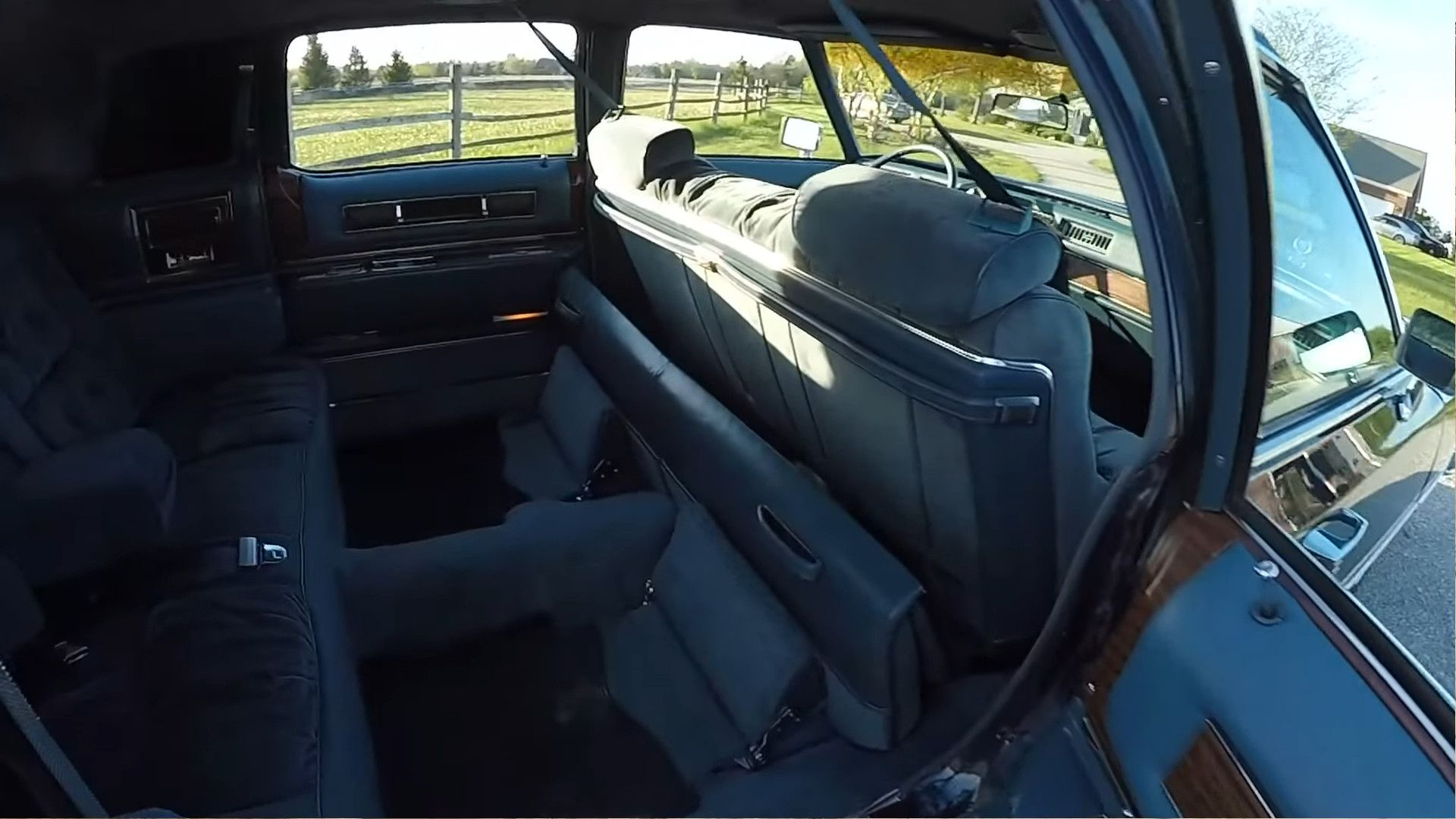 1976 Cadillac Fleetwood Series 75 backseat