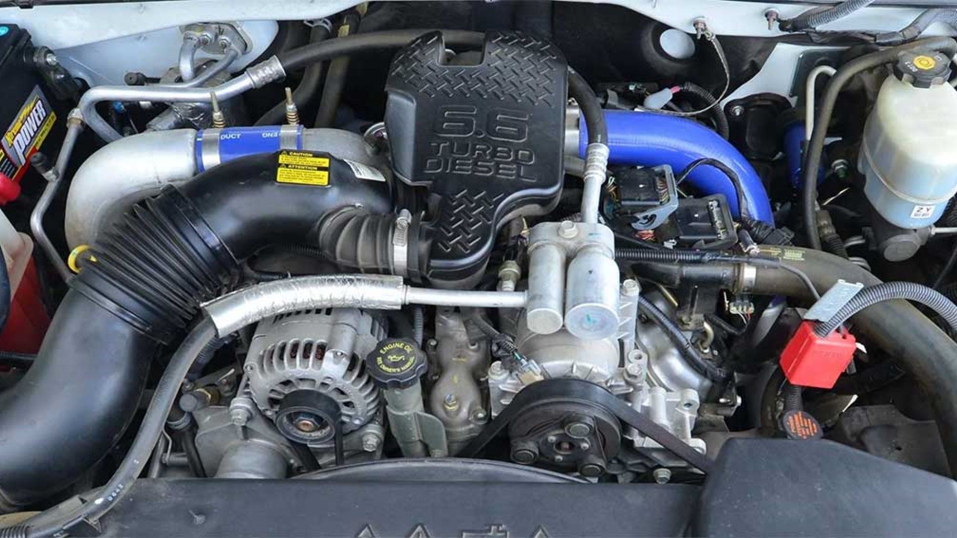 GM Duramax LB7 Diesel, closeup of engine in bay