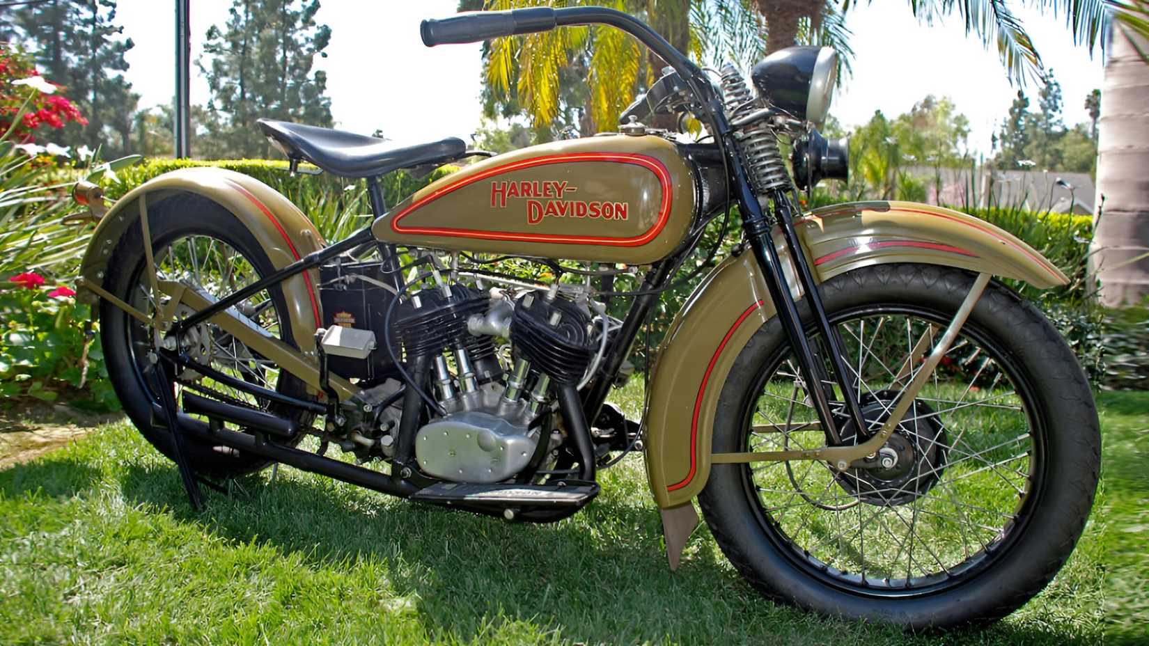 マックイーンズマシンズ : the cars and bikes of a H… マックイーンズマシンズ : the cars and bikes of a Hollywood