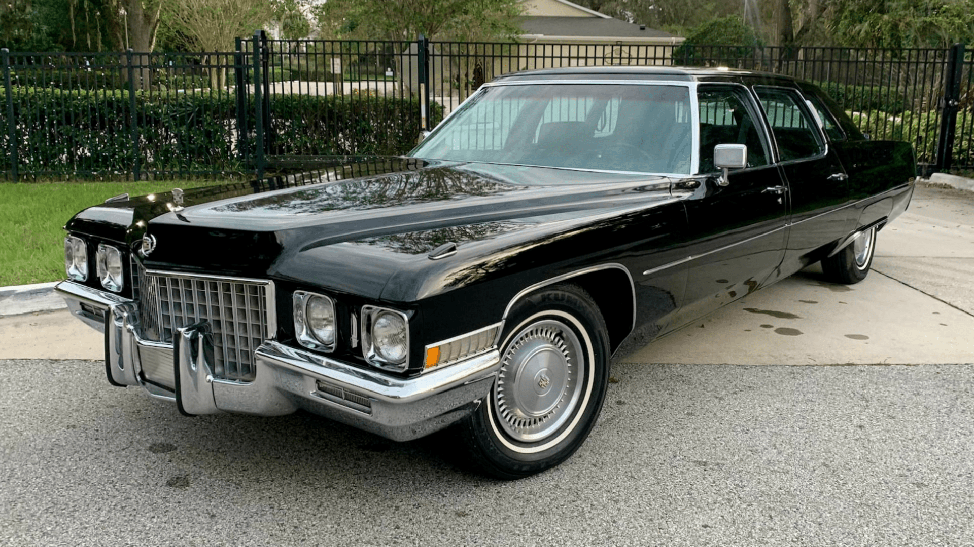 1971 Cadillac Series 75 Limo