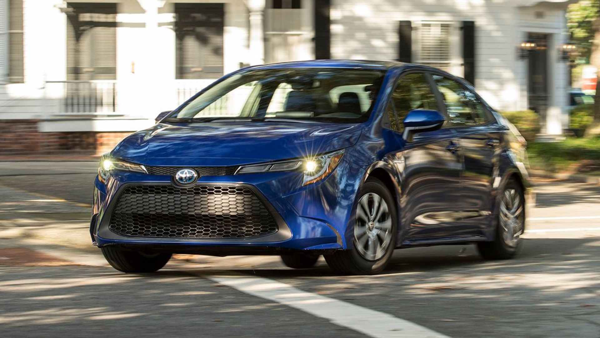 The Best Affordable Hybrid Car You Can Buy Is An Old One