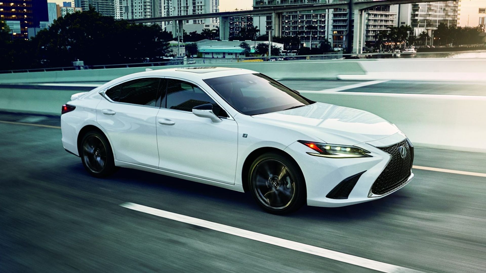 Lexus ES 350 Branco 2024