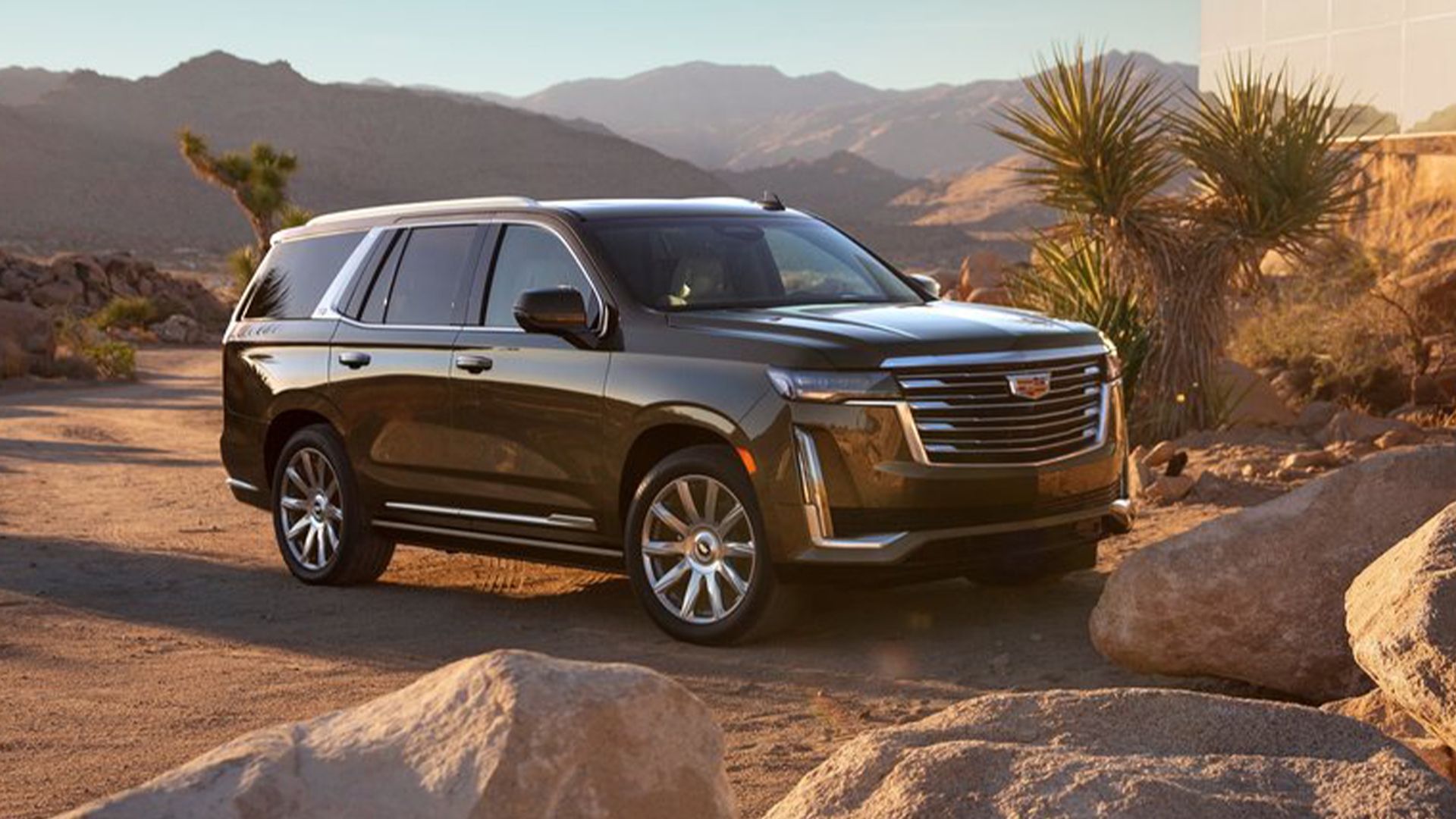 Cadillac Escalade 2024 - Ângulo dianteiro 3_4