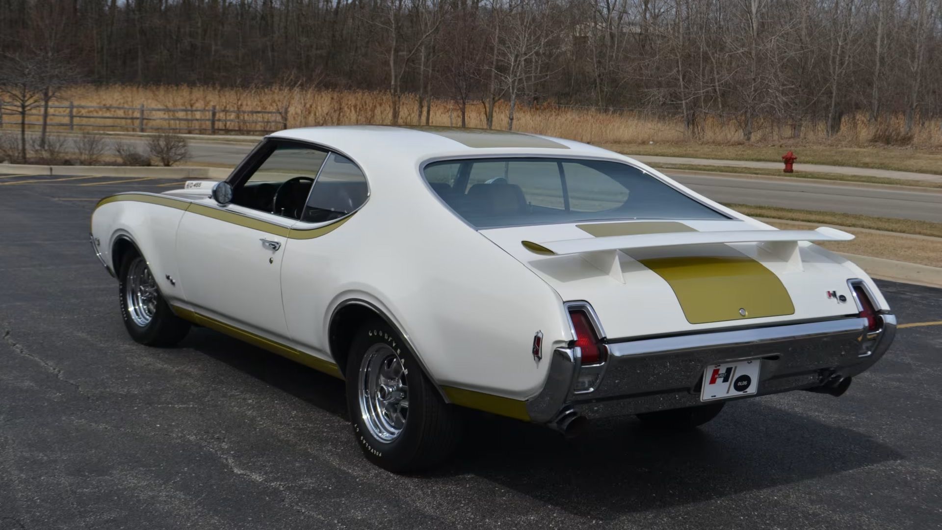 Olds Hurst 442 branco traseiro