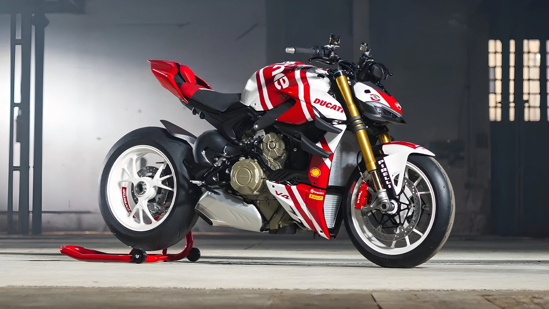 Ducati Streetfighter Supreme Edition hd front third quarter wallpaper view
