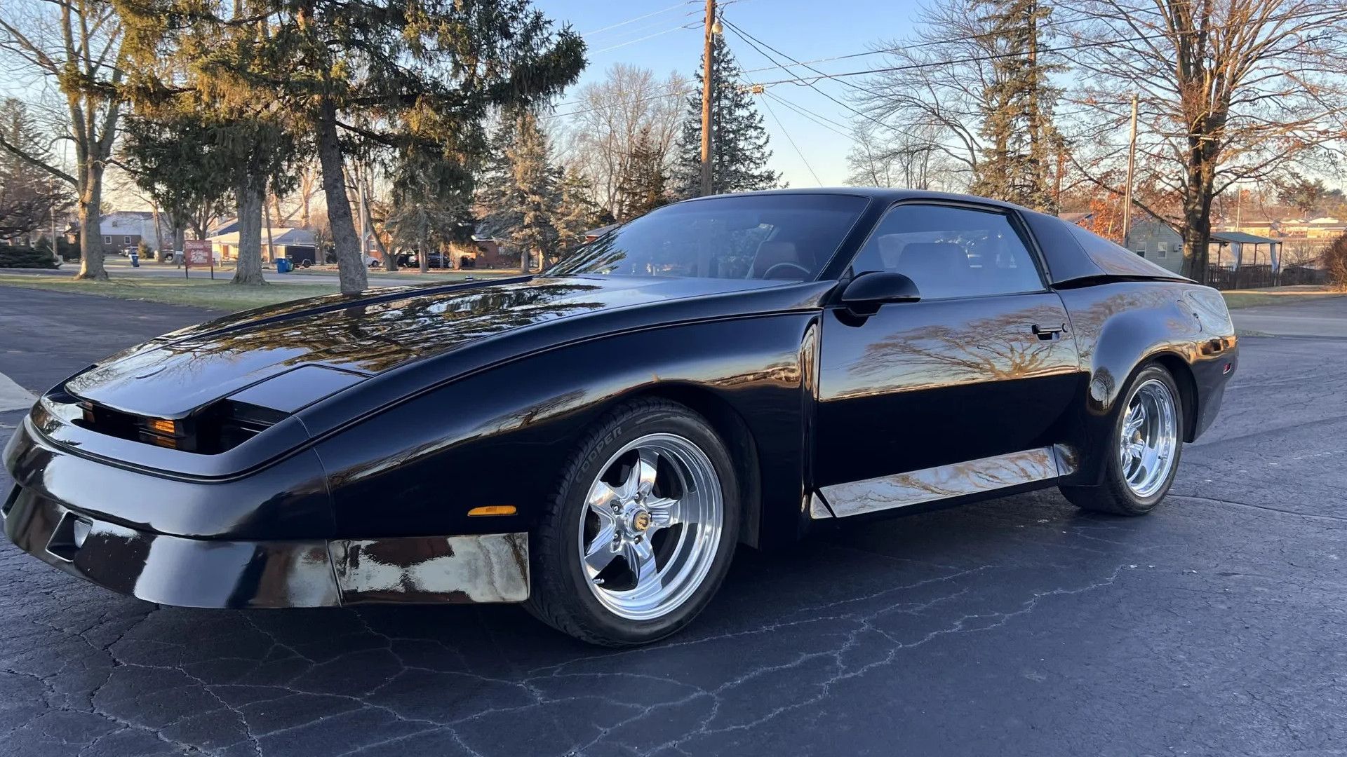 10 Must-Know Facts About The Forgotten Pontiac Tojan Supercar